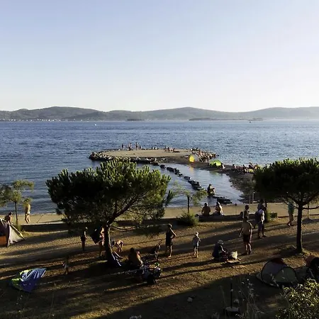 Agatha Sveti Filip i Jakov