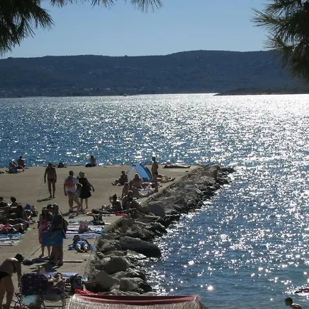 Agatha Sveti Filip i Jakov