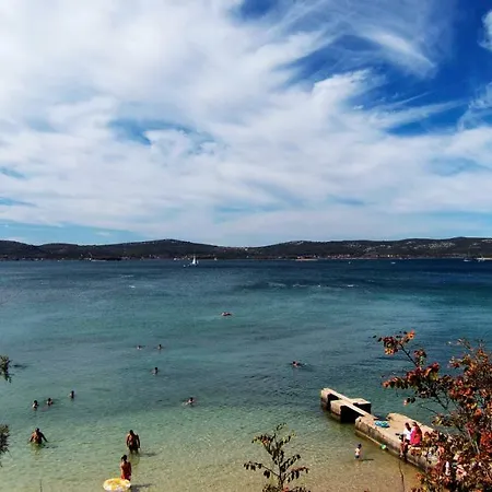 Agatha Sveti Filip i Jakov